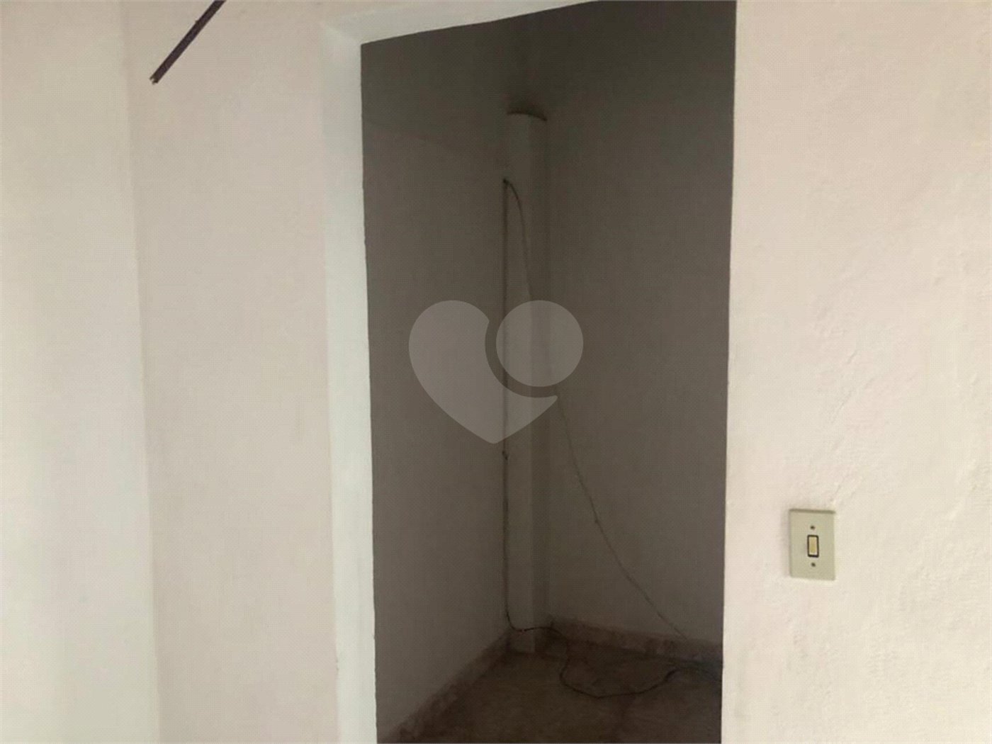 Sobrado à venda com 3 quartos, sendo 1 suíte,  em Serra da Cantareira, Mairiporã, SP