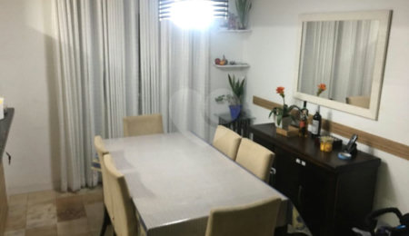 Casa à venda com 3 quartos, sendo 1 suíte,  no condomínio Village St. Louis, São Paulo - SP