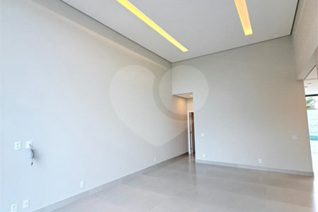 Casa à venda com 3 suítes no condomínio Residencial Milano, Indaiatuba - SP