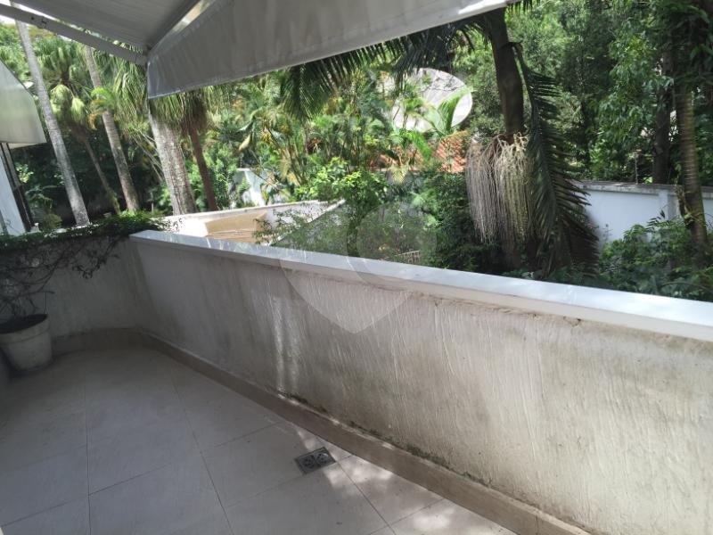 Casa à venda com 4 suítes em Alto da Boa Vista, São Paulo, SP