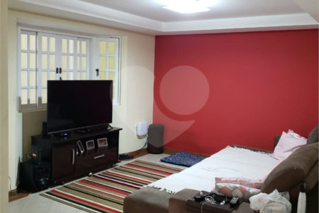 Casa à venda com 6 quartos, sendo 3 suítes, em Alto Ipiranga, Mogi das Cruzes, SP