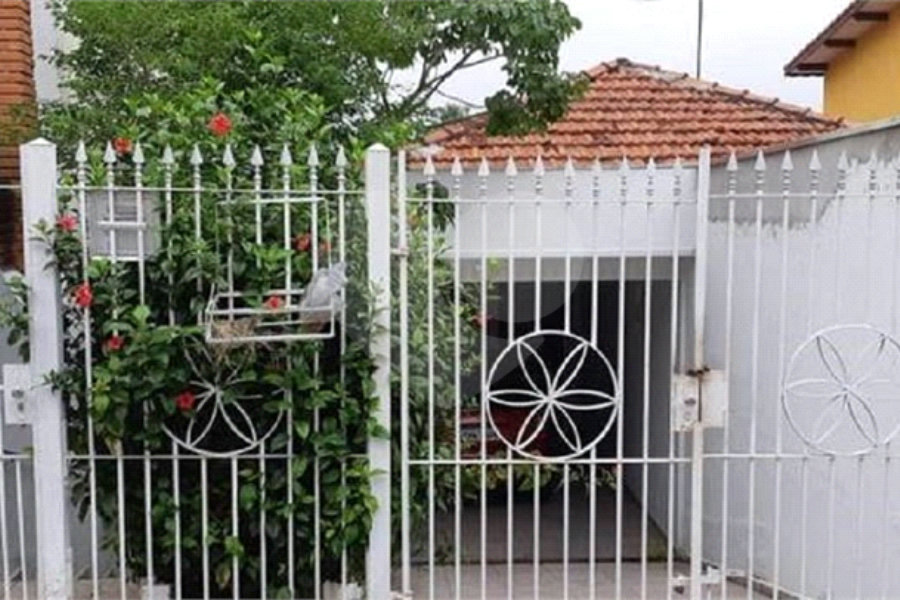 Sobrado à venda com 5 quartos, sendo 2 suítes, em Horto, São Paulo, SP