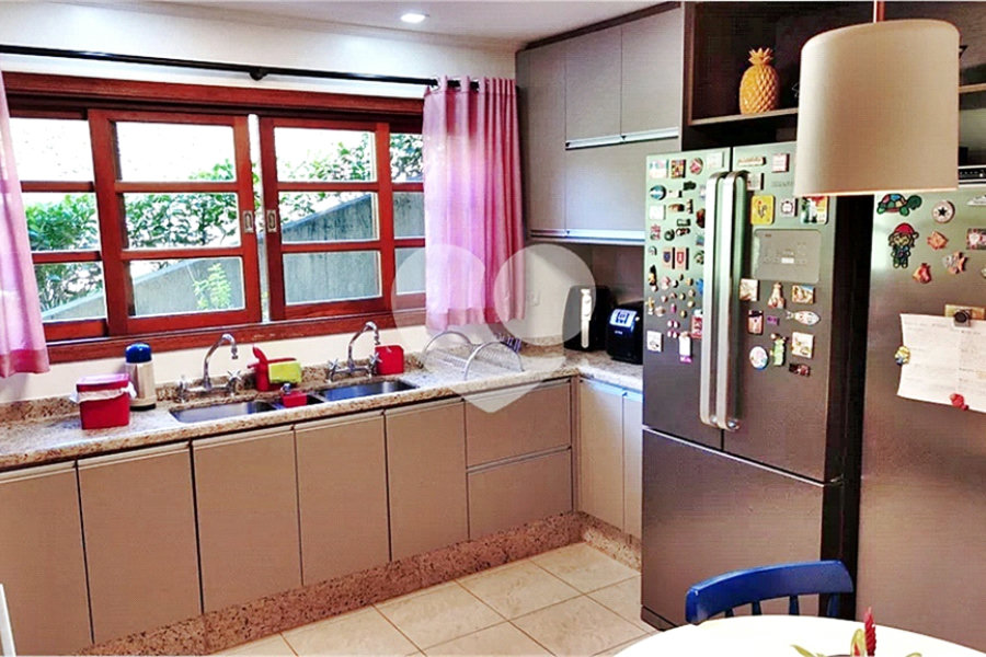 Casa à venda com 3 quartos no condomínio Alpes da Cantareira, Mairiporã - SP