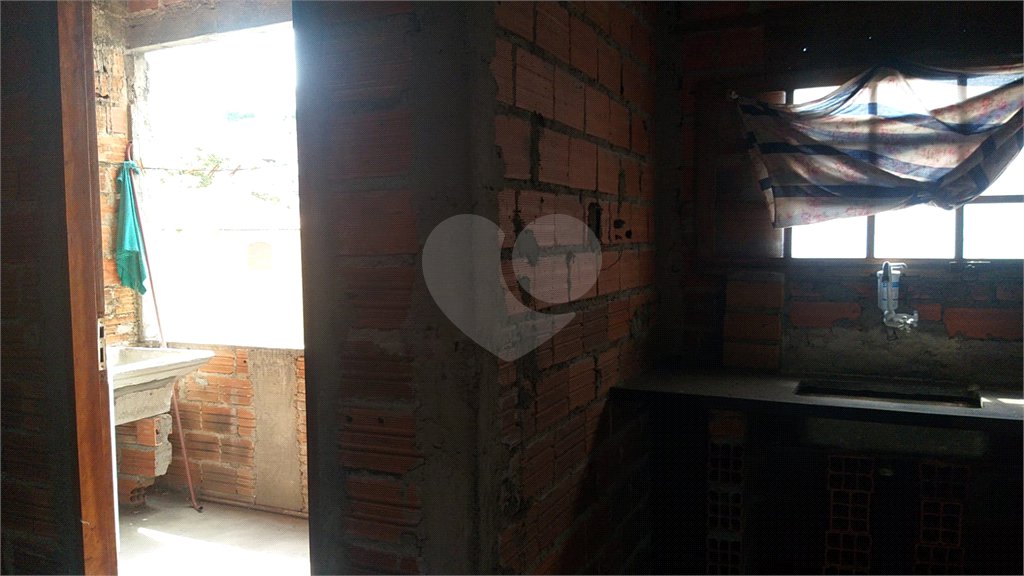 Terreno à venda com 4 quartos, sendo 1 suíte, em Parada Inglesa, São Paulo, SP
