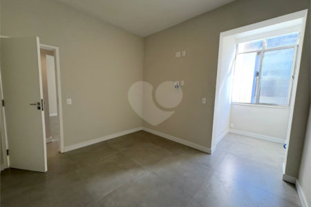 Apartamento à venda com 3 quartos, sendo 1 suíte, em Tijuca, Rio de Janeiro, RJ