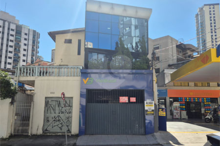 Sobrado à venda ou para alugar com 1 quarto em Saúde, São Paulo, SP