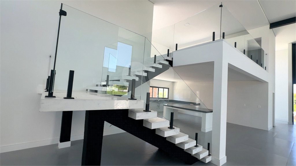 Casa à venda com 5 suítes no condomínio Terras de Mont Serrat, Salto - SP