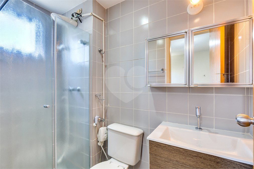 Apartamento à venda com 3 quartos, sendo 1 suíte, em Chácara Santo Antônio (zona Sul), São Paulo, SP