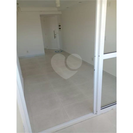 Apartamento à venda com 3 quartos, sendo 1 suíte, em Vila Gustavo, São Paulo, SP