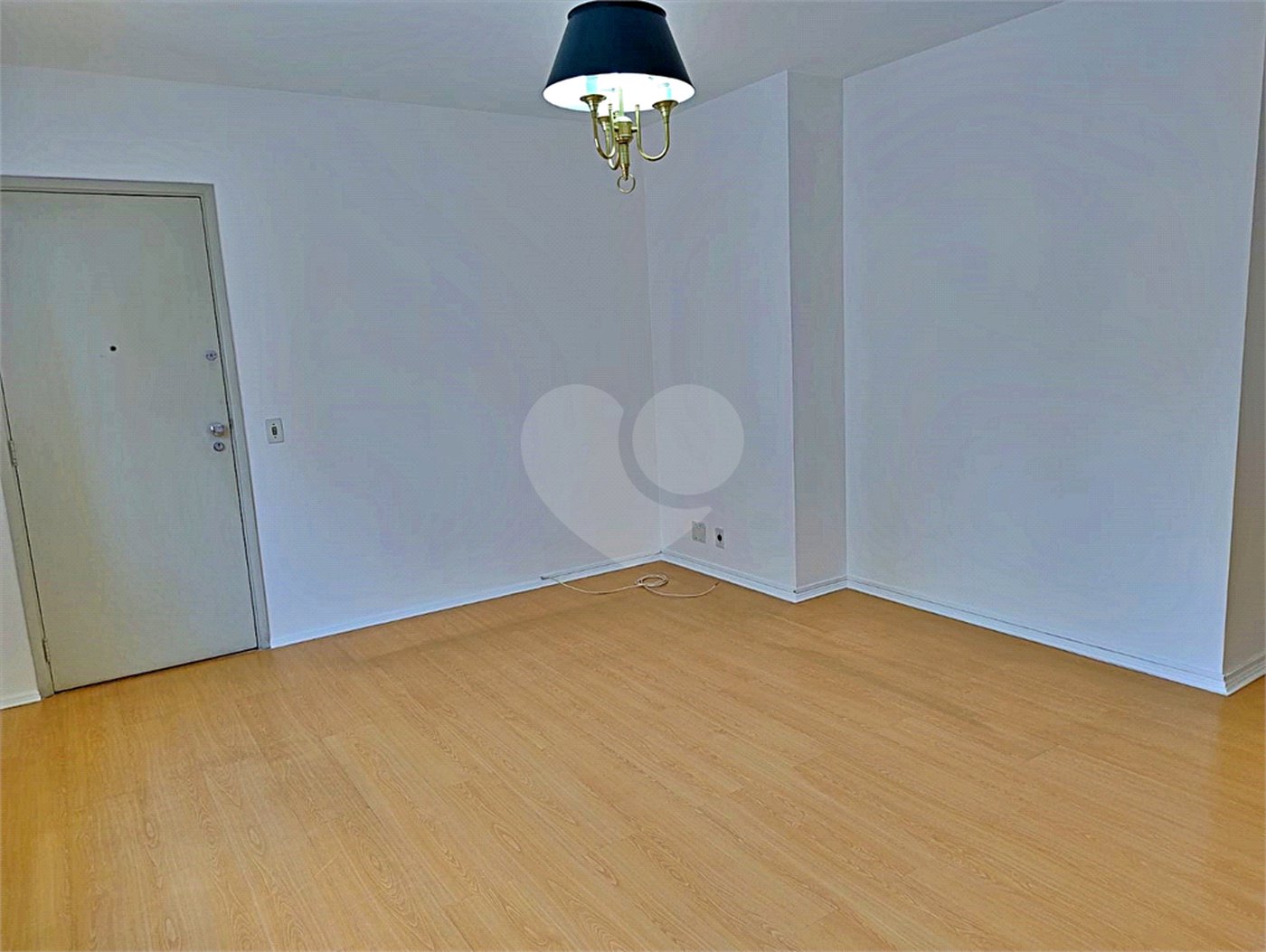 Apartamento à venda com 3 quartos, sendo 1 suíte, em Vila Olímpia, São Paulo, SP