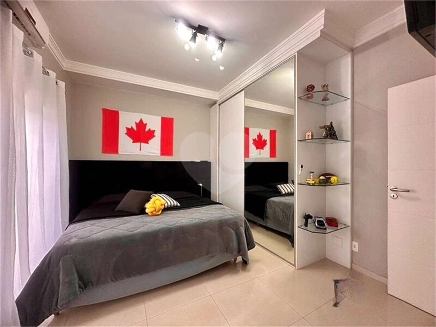 Casa à venda com 5 suítes no condomínio Ibiti Royal Park, Sorocaba - SP