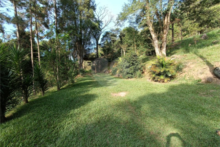 Chácara à venda com 2 quartos, sendo 1 suíte, em Caete (mailasqui), São Roque, SP