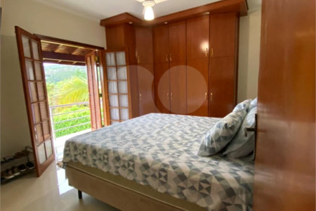 Casa à venda com 7 suítes no condomínio Capela do Barreiro, Itatiba - SP