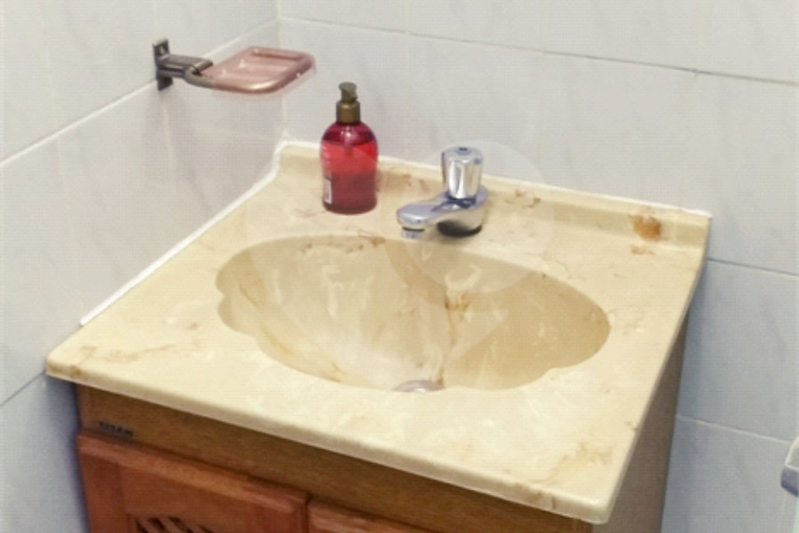 Casa à venda com 4 quartos, sendo 2 suítes,  em Vila Romero, São Paulo, SP