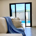 Casa à venda com 3 quartos, sendo 2 suítes, no condomínio Residencial Marchant Buarque, Atibaia - SP