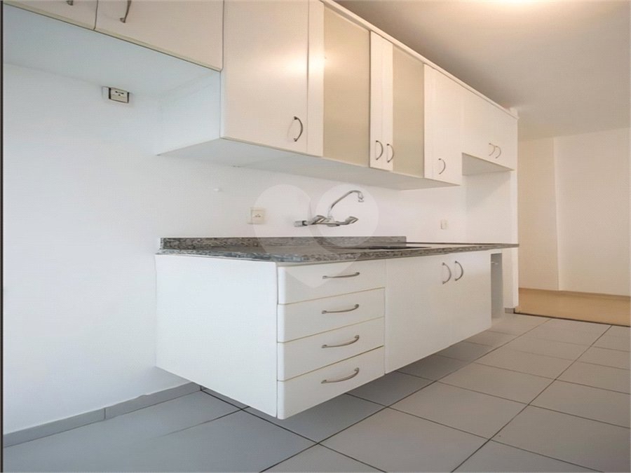 Apartamento à venda ou para alugar com 1 quarto em Brooklin Paulista, São Paulo, SP