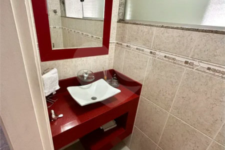 Casa de Alto Padrão à Venda no Parque dos Pássaros – 350 m²