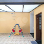 Casa com 3 dormitórios sendo 3 suítes com 03 vagas de garagem.