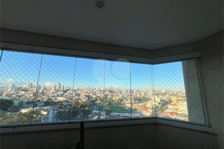 APARTAMENTO de 2 quartos (1 suíte) á venda em Santo André, 75m², 2 garagens fixas e cobertas, é entrar e morar!