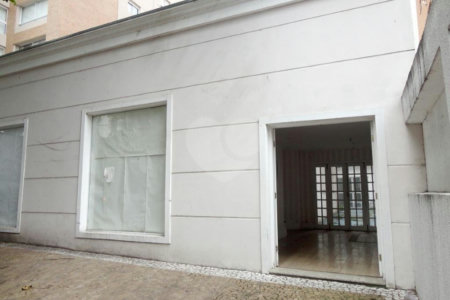 Excelente Casa Térrea Comercial em Região Nobre !!!