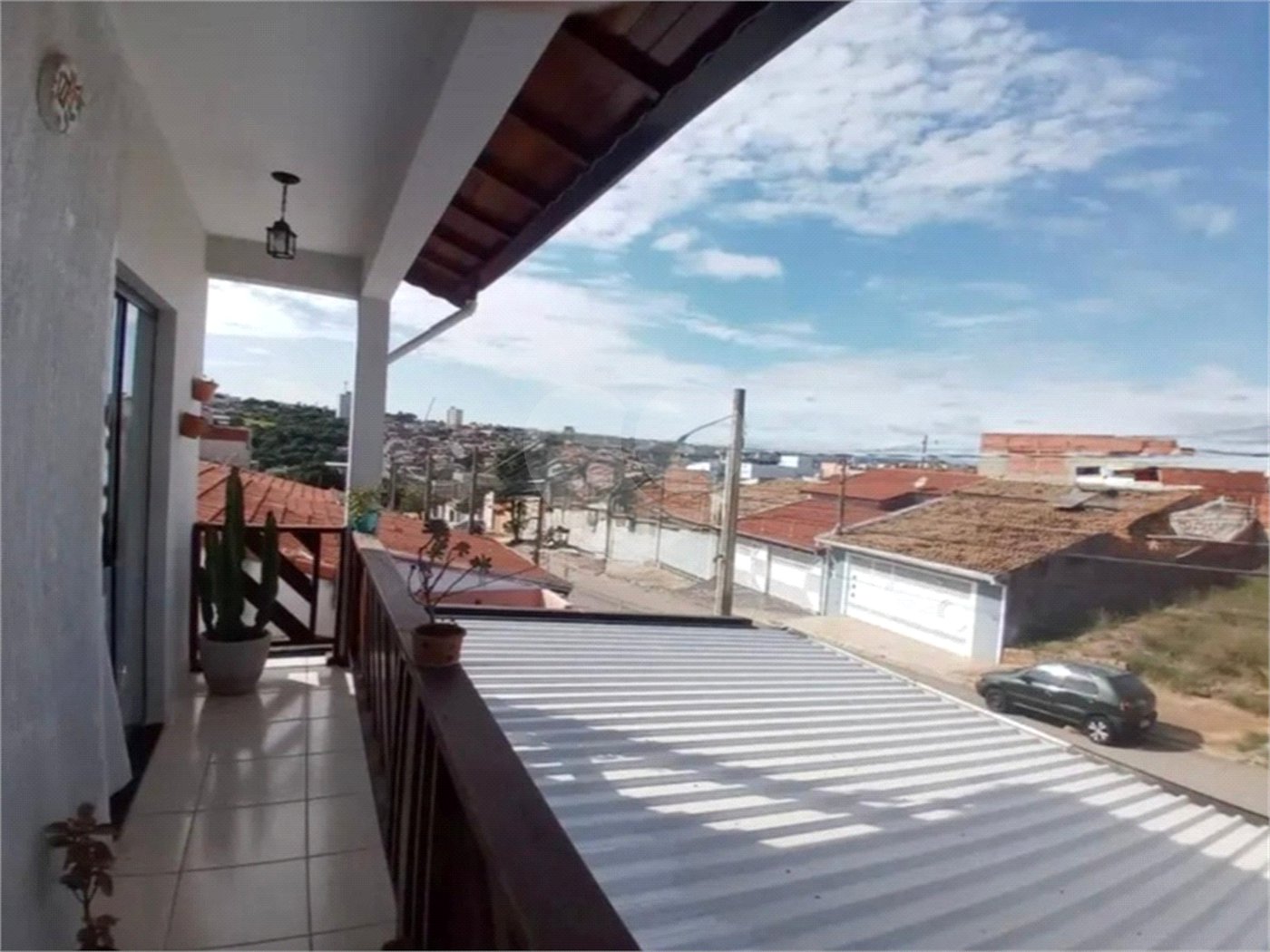 Casa à venda com 3 quartos, sendo 1 suíte, em Jardim Wanel Ville V, Sorocaba, SP