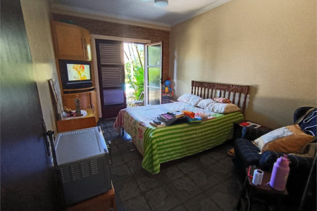 Casa à venda com 3 quartos, sendo 2 suítes,  em Vila Mogilar, Mogi das Cruzes, SP