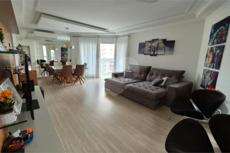 Apartamento à venda com 3 suítes em Santa Teresinha, São Paulo, SP