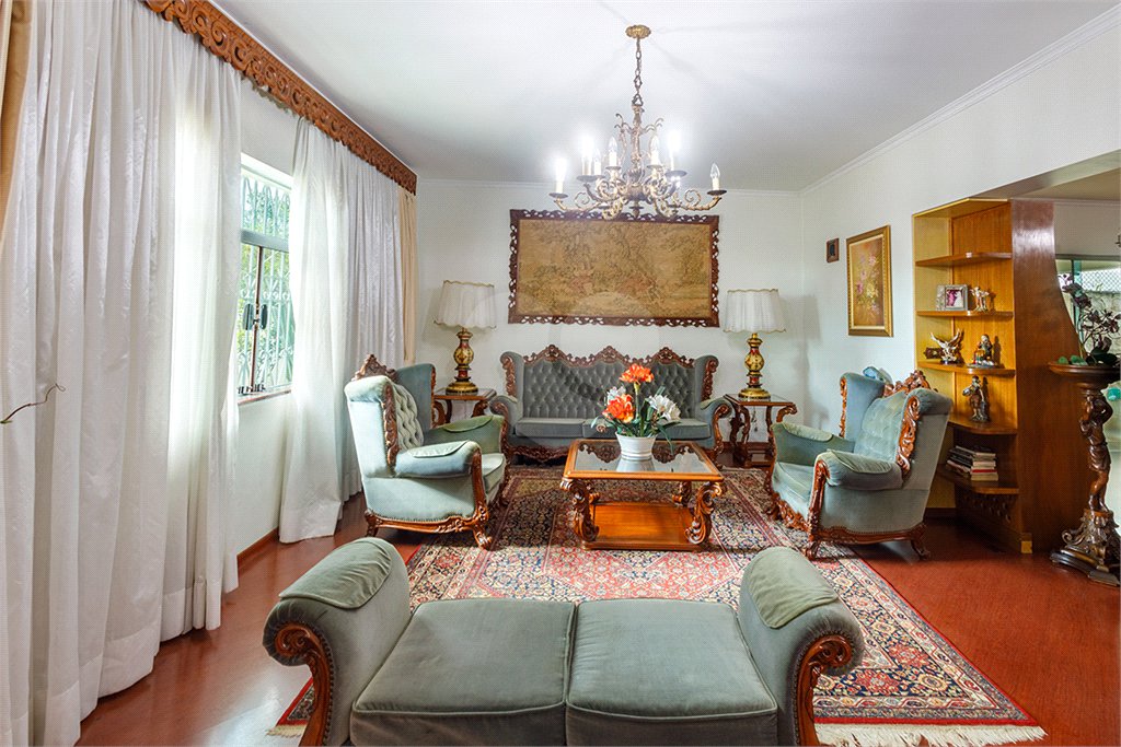 Casa à venda com 5 quartos, sendo 3 suítes, em Lapa, São Paulo, SP