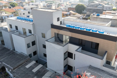 Casa à venda com 2 quartos no condomínio Residencial Laura, São Paulo - SP
