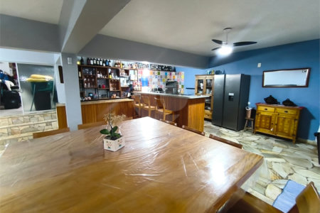 Casa à venda com 3 quartos, sendo 1 suíte,  em Vila Nastri, Itapetininga, SP