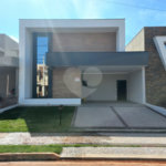 Casa à venda com 3 suítes no condomínio Reserva Real, Paulínia - SP
