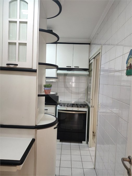 Apartamento à venda com 3 quartos, sendo 1 suíte, em Indianópolis, São Paulo, SP