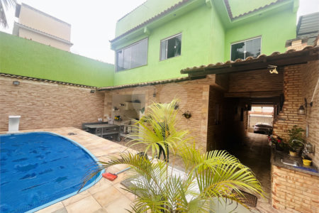 Casa à venda com 3 quartos, sendo 1 suíte, em Campo Grande, Rio de Janeiro, RJ