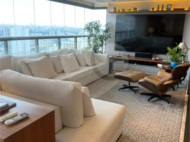 Apartamento à venda com 4 suítes em Santana, São Paulo, SP
