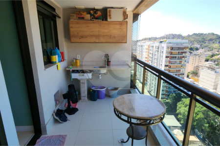 Apartamento à venda com 2 quartos, sendo 1 suíte, em Rio Comprido, Rio de Janeiro, RJ