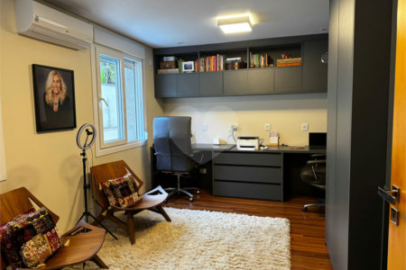 Casa à venda com 4 quartos, sendo 3 suítes, no condomínio Tao, São Paulo - SP