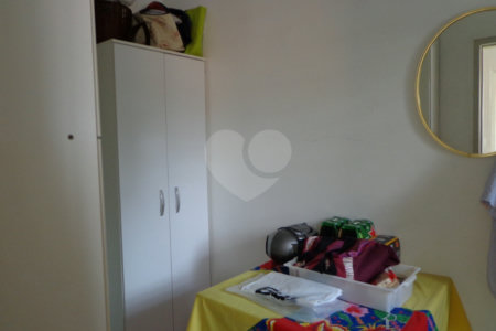 Sobrado à venda com 4 quartos, sendo 2 suítes, em Jardim São Bento, São Paulo, SP