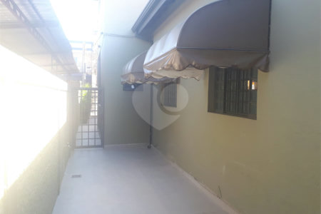 Casa à venda ou para alugar com 3 quartos, sendo 2 suítes,  no Centro, Vinhedo, SP
