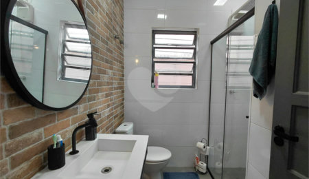 Sobrado à venda com 3 quartos, sendo 1 suíte,  em Vila Romana, São Paulo, SP