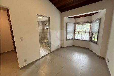 Casa à venda ou para alugar com 4 quartos, sendo 3 suítes, no condomínio Estância Marambaia, Vinhedo - SP