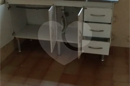 Sobrado à venda com 2 quartos em Santa Teresinha, São Paulo, SP