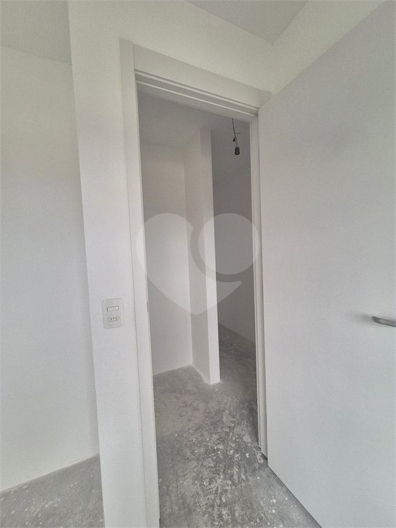 Apartamento à venda com 3 quartos, sendo 1 suíte, em Vila Anastácio, São Paulo, SP