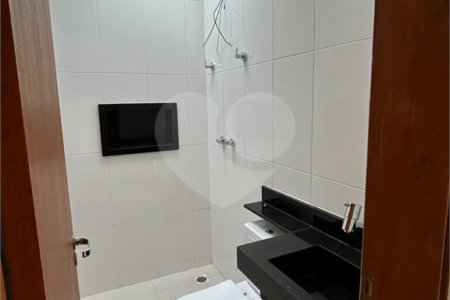 Casa à venda com 3 quartos, sendo 1 suíte, em Jardim Cidália, São Paulo, SP