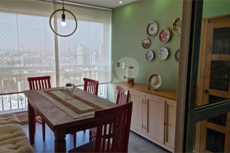 Apartamento à venda com 2 quartos, sendo 1 suíte, em Vila Bertioga, São Paulo, SP