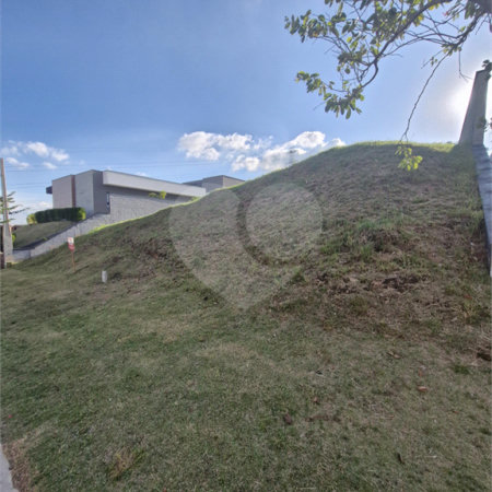 Terreno à venda no condomínio Residencial Campo de Toscana, Vinhedo - SP