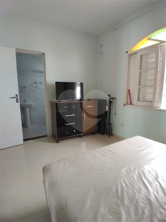 Casa Térrea à venda com 3 suítes em Loty, Itanhaém, SP