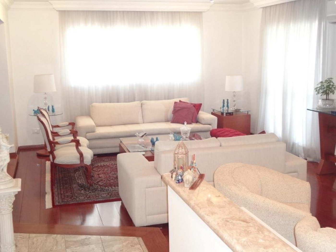 Apartamento à venda com 4 quartos, sendo 3 suítes, em Indianópolis, São Paulo, SP