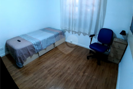 Sobrado à venda com 4 quartos, sendo 2 suítes, em Parque Casa de Pedra, São Paulo, SP