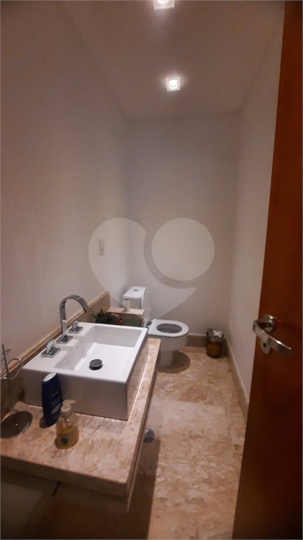 Casa à venda com 3 quartos, sendo 2 suítes,  em Vila Galvão, Guarulhos, SP