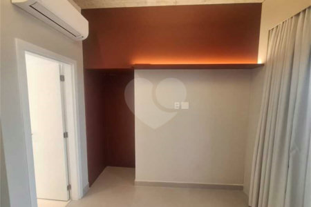 Apartamento à venda com 1 suíte em Moema, São Paulo, SP